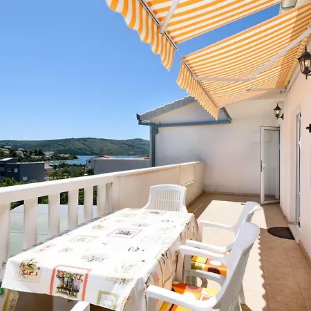 Apartment Beran Seget Vranjica