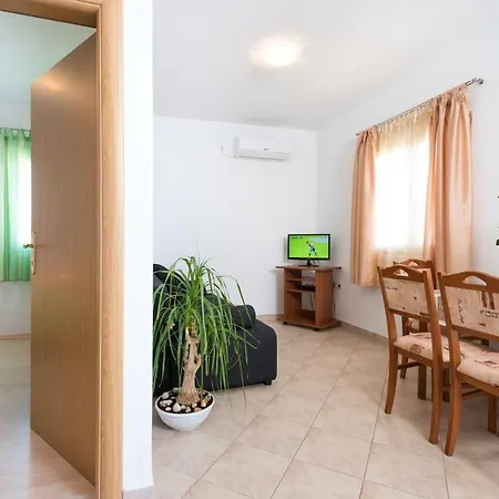 Appartamento Beran Seget Vranjica